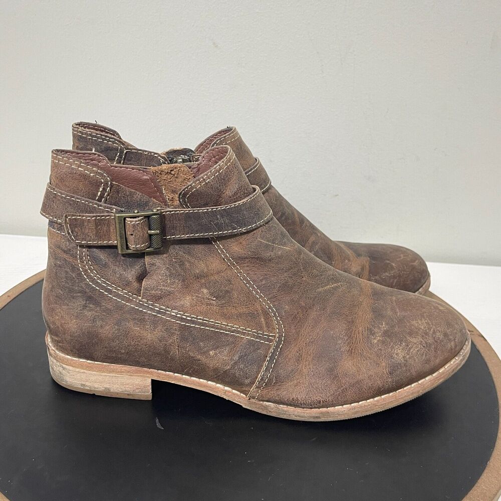 CAT Mazzy Mid Cut Slip On Ankle Boots Rugged Brown Leather Biker Bootie Women 10